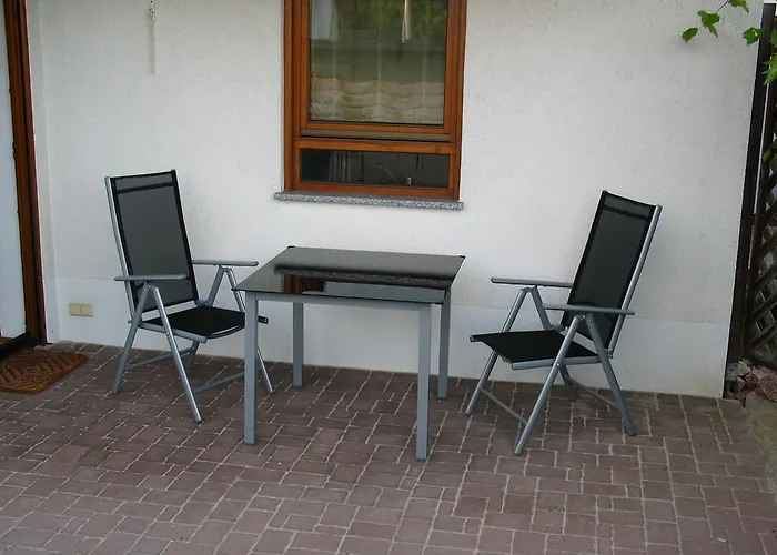 2-Zimmer-Ferienwohnung Gartenblick